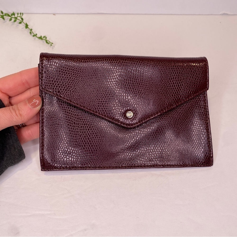DVF Diane Von Furstenberg Leather Envelope in Deep Cherry NWT Clutch Wallet